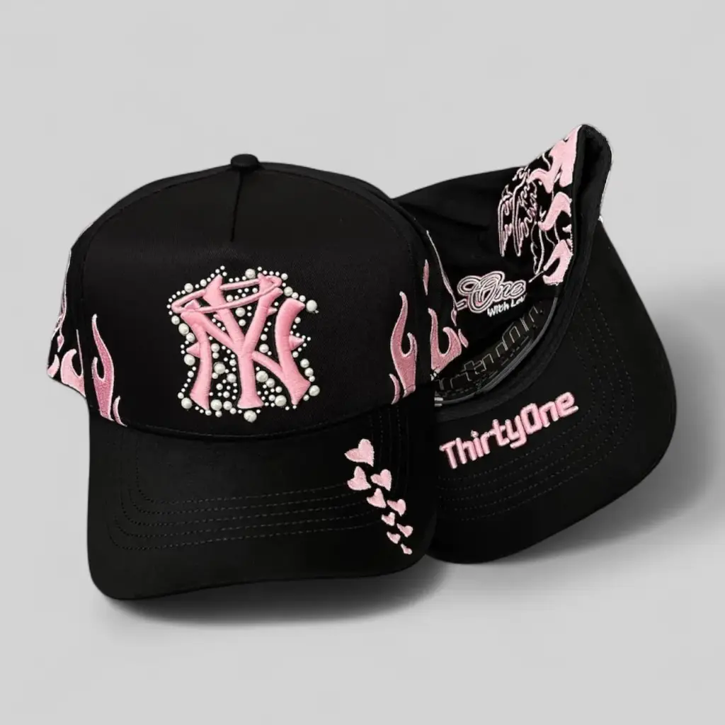31 HATS YANKEES LOVE PEARLS