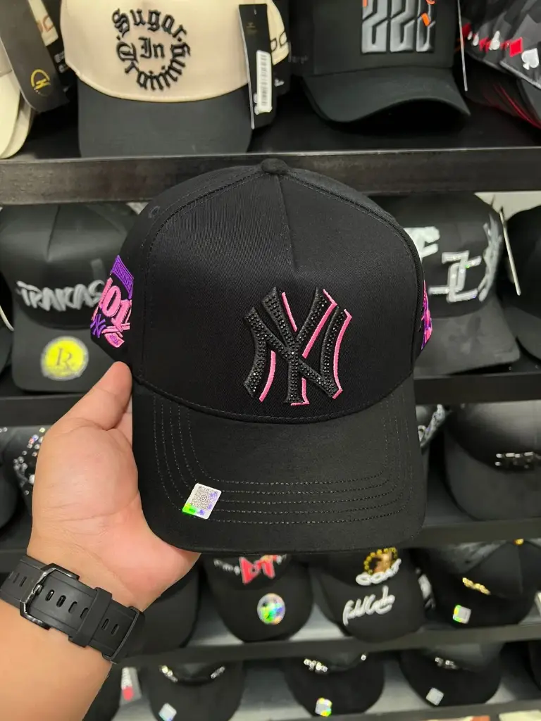 BIGG BOSS NY LIBERTA