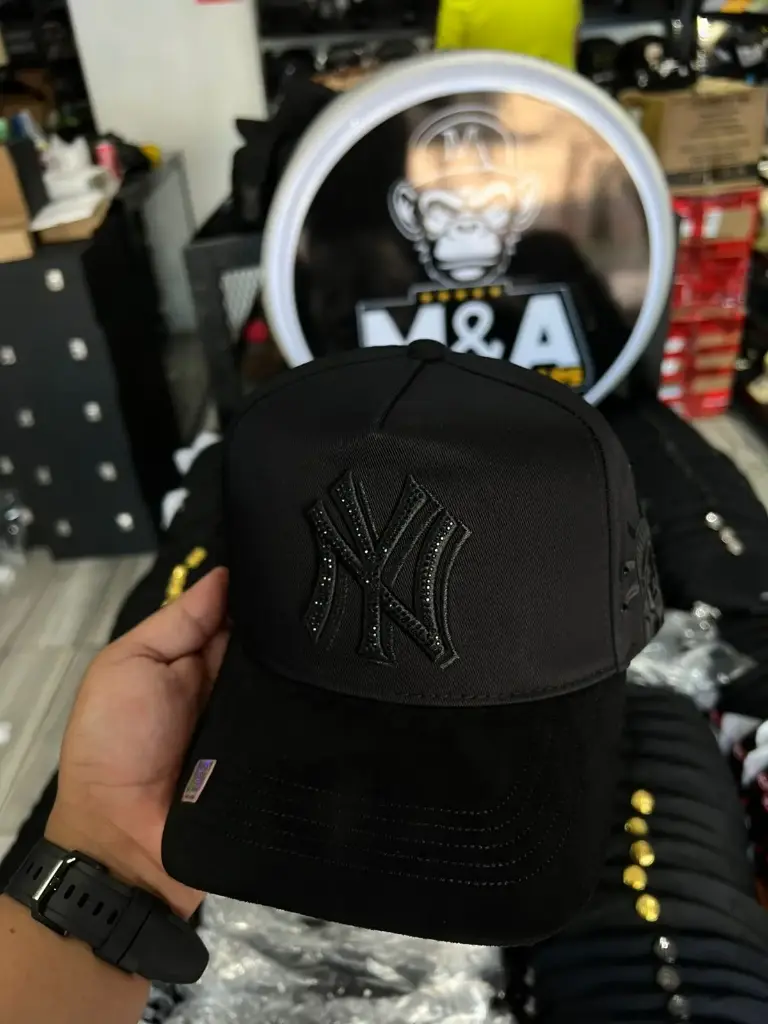 BIGG BOSS NY FULL BLACK