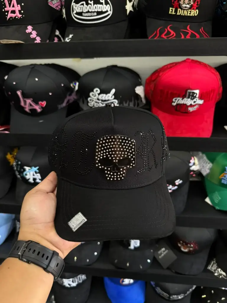 BIGG BOSS CALAVERA BRILLOS